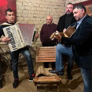 Nurachi, 9 e 10 dicembre: rivive il mercato di Santa Lucia ricco street food nel centro storico, arrivano i circensi nelle cantine le note della tradizione con is cantadoris martedi’ 12 dicembre la festa de Sa Priorissa e Is Oberaias