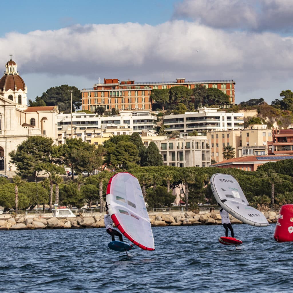 Sardinia Sailing Cup Day 2, Comincia Lo Spettacolo Del Foil Internazionale In Sardegna Le Regate Si Possono Seguire Da Su Siccu - credits Luigi Corda- GreatJob Studio
